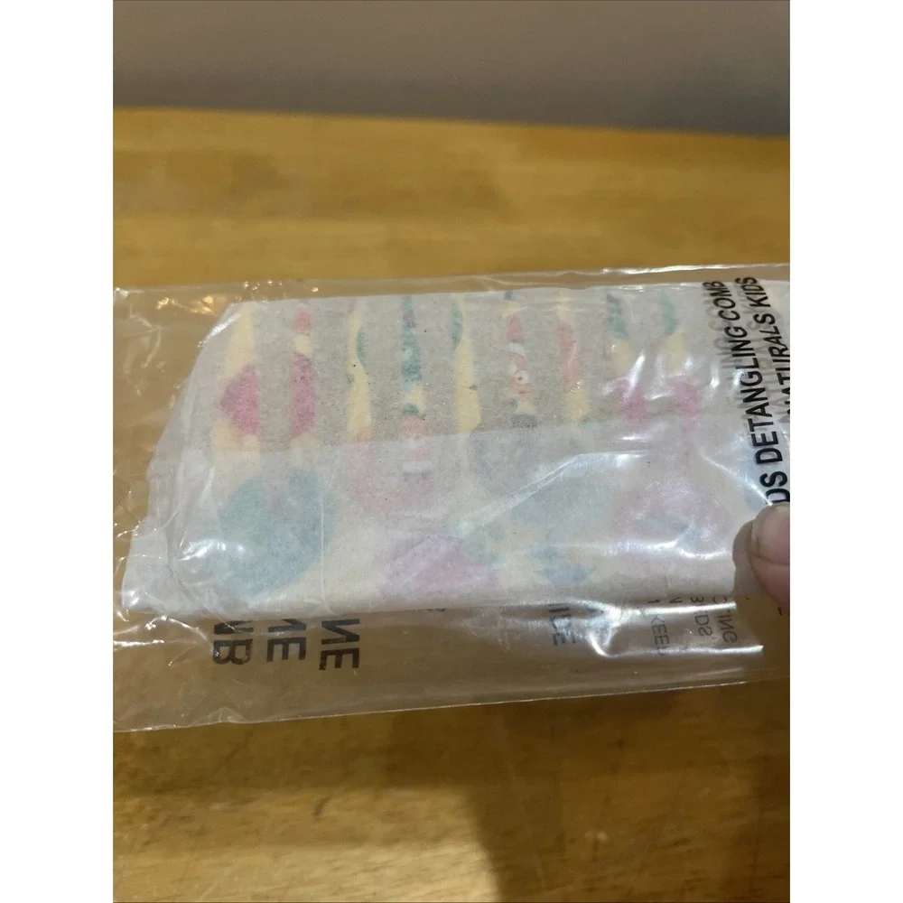 AVON Naturals Kids Detangling Comb Vtg‎ Plastic Vegetables Fruit